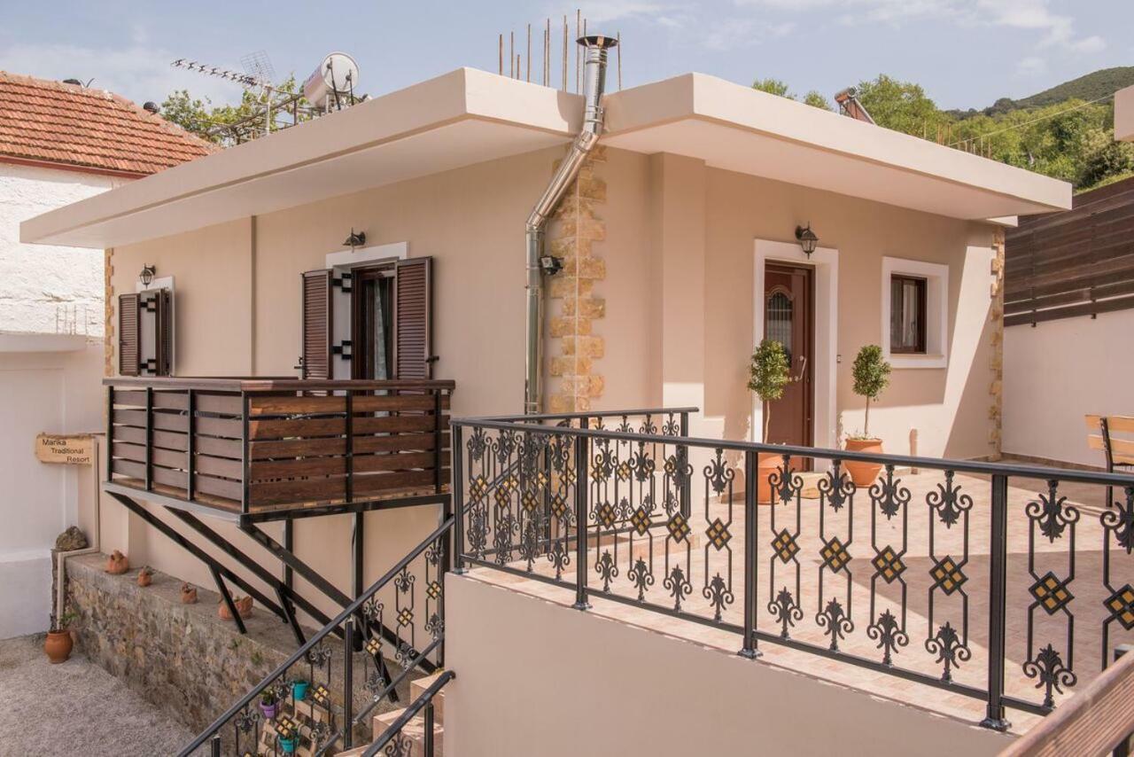 Marika Traditional Home Élos Exteriér fotografie